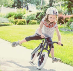 Wishbone Bike 3-in-1 Recycled Edition 2 Laufrad -Fahrrad Serie Laden wishbone re lifestylew54cec